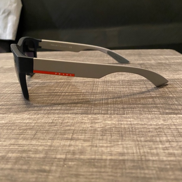 Prada Sport SPS03Q - Picture 4 of 4